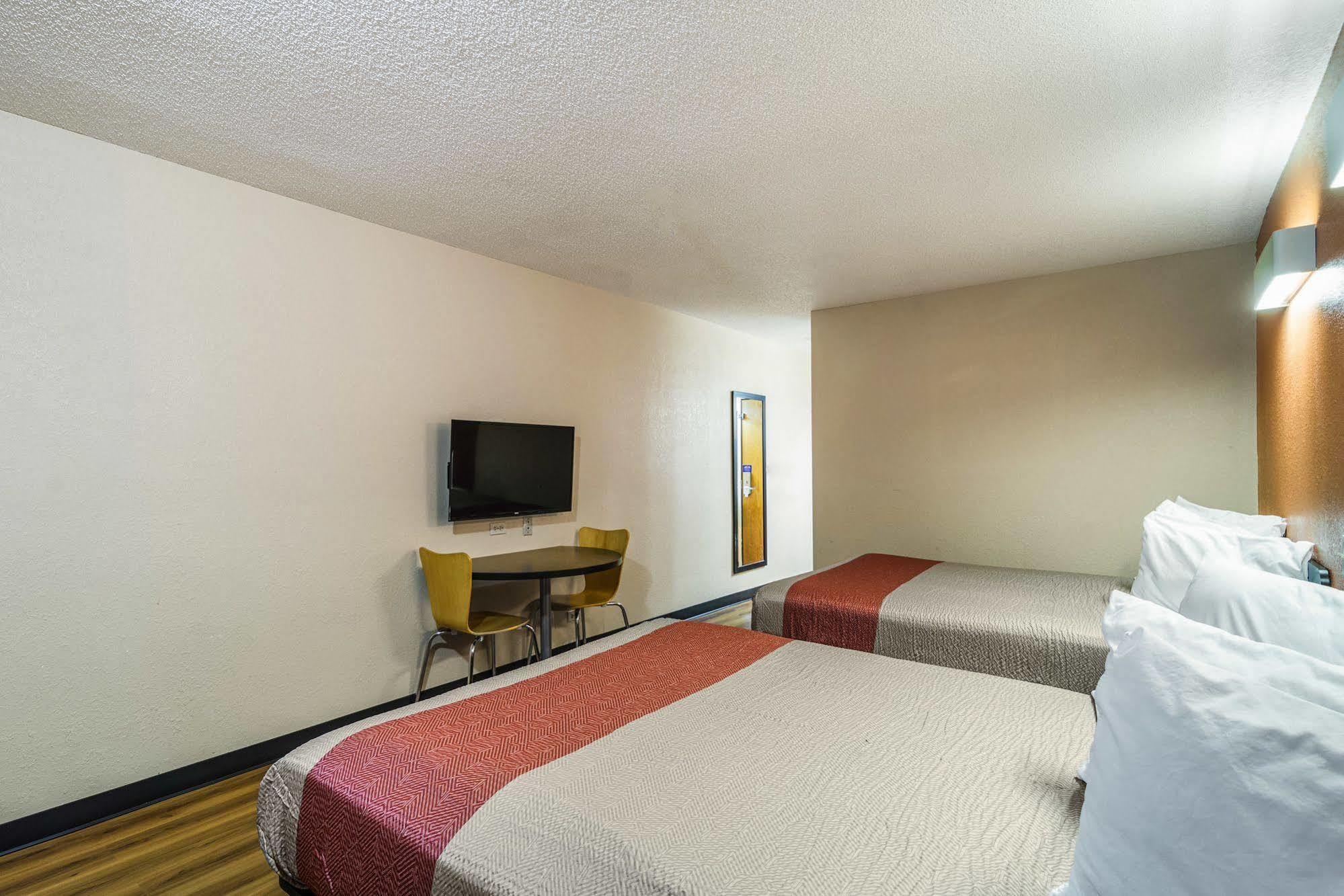 Motel 6-Libertyville, Il Buitenkant foto